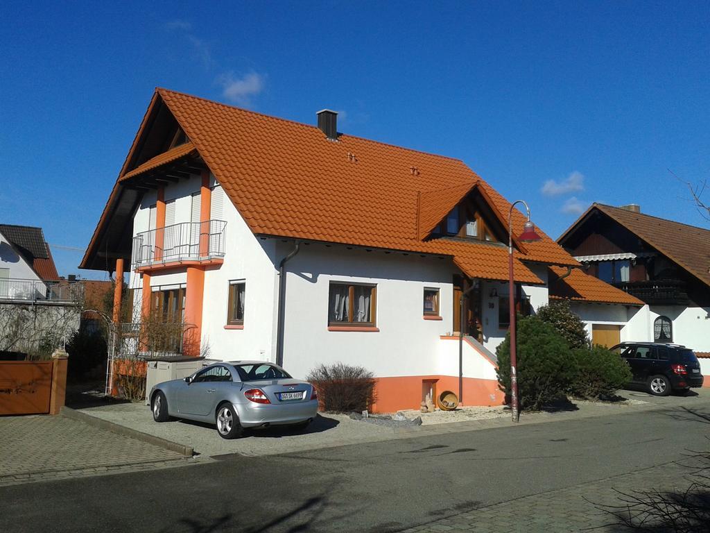 Ferienwohnung Weiss รูสท์ ภายนอก รูปภาพ