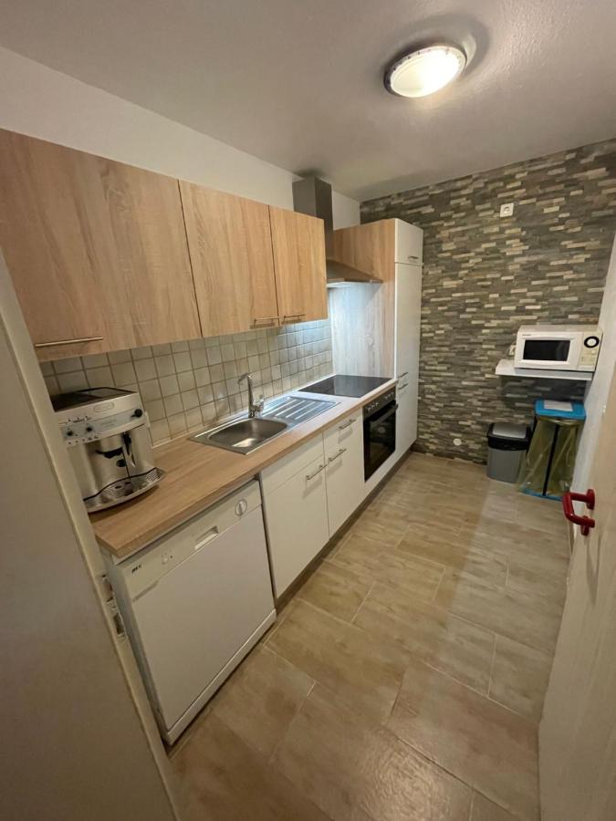 Ferienwohnung Weiss รูสท์ ภายนอก รูปภาพ