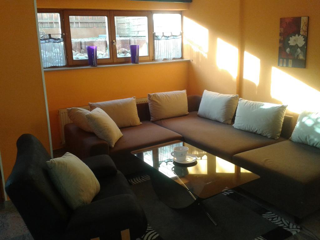 Ferienwohnung Weiss รูสท์ ภายนอก รูปภาพ